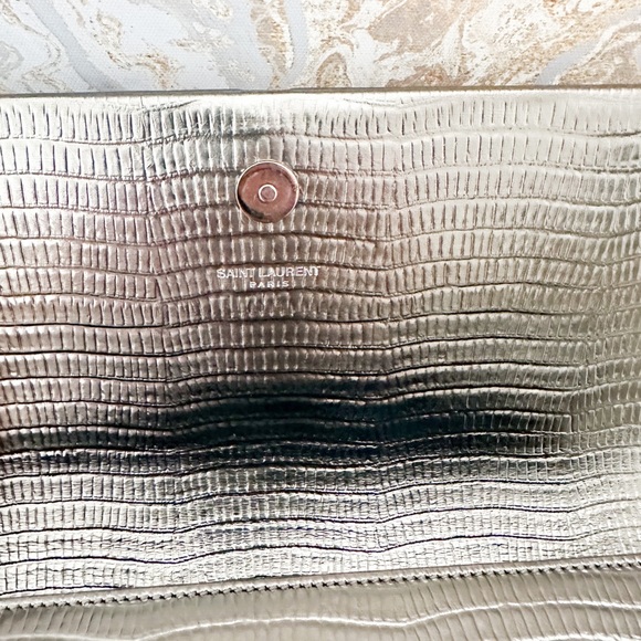Saint Laurent Metallic Lizard Embossed Classic Monogram Kate Tassel Clutch - Picture 12 of 12